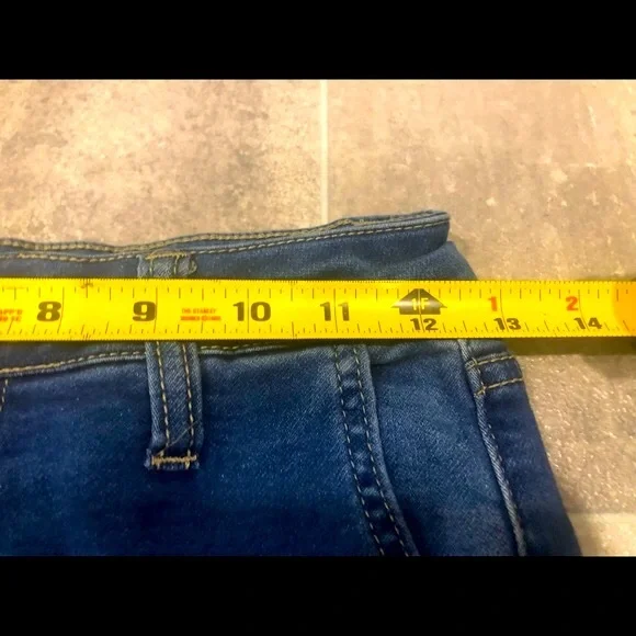 ❤️🔥YMI Kozy Fit Distressed Jeans Jogger Style ❤️🔥Measurements in Photos❤️🔥 - Picture 12 of 14